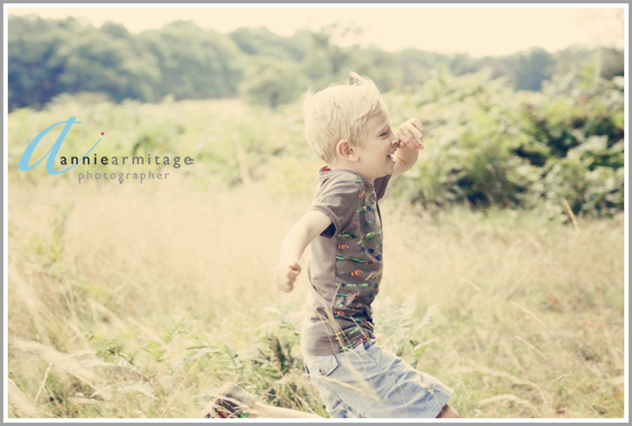 lifestyle family photography in richmond tw10